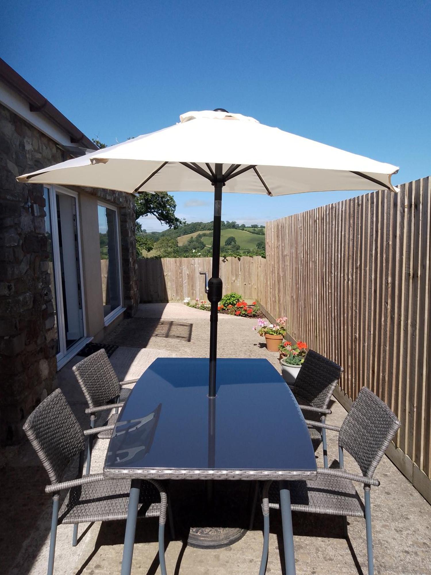 Beautiful With Stunning And Valley Views Holiday home *